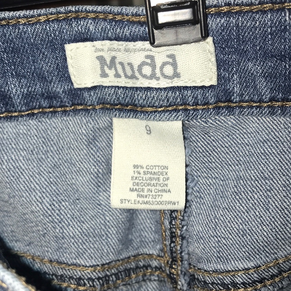 Jeans with Rips - Picture 3 of 3